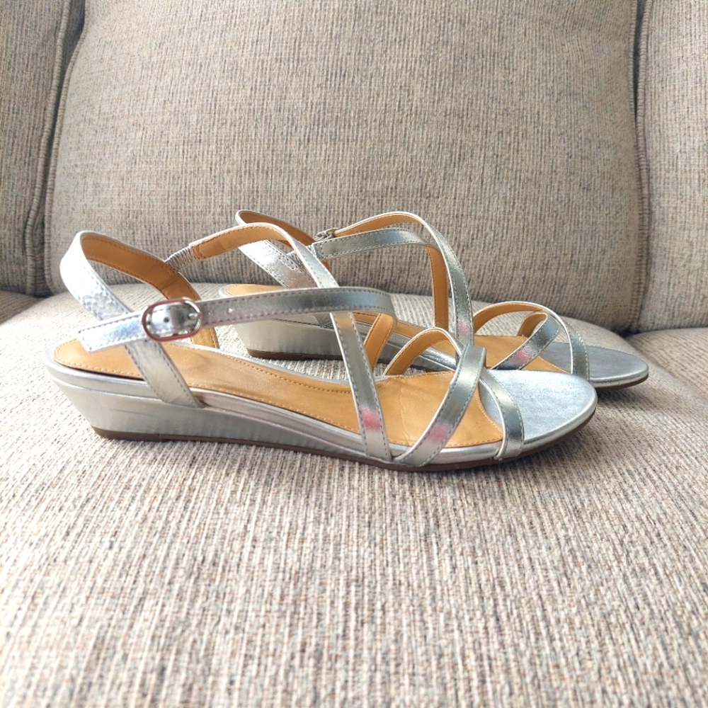 Talbots Strappy Women Sandals Silver